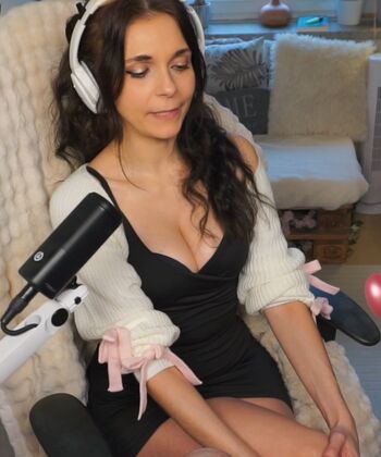 Full leaked Tania derveaux page private onlyfans photo