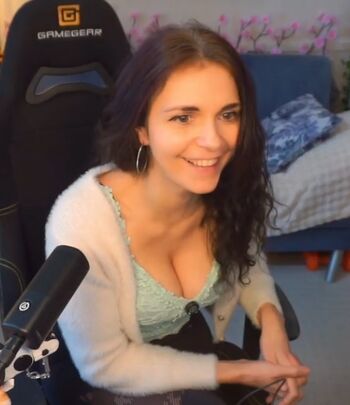 Full leaked Tania derveaux page private onlyfans photo