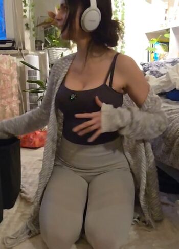 Full leaked Tania derveaux page private onlyfans photo