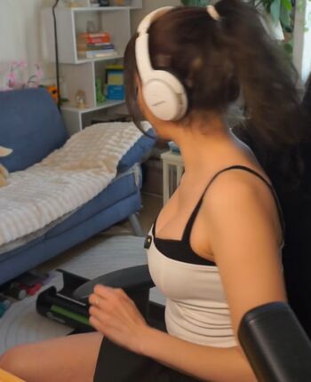 Full leaked Tania derveaux page private onlyfans photo