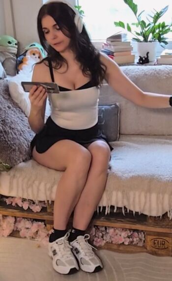 Full leaked Tania derveaux page private onlyfans photo