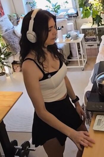 Full leaked Tania derveaux private onlyfans photo