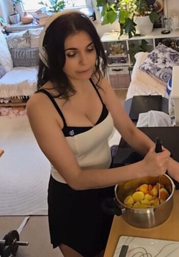 Full leaked Tania derveaux private onlyfans photo
