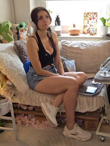 Tania Derveaux