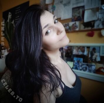 Full leaked Tania derveaux private onlyfans photo