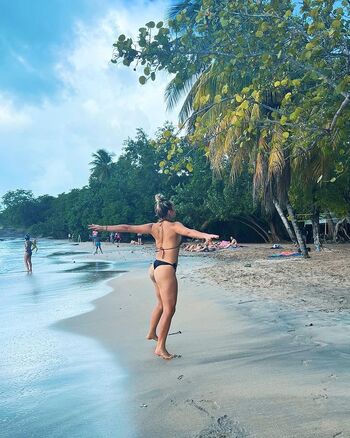 Full leaked Tania koh lanta page private onlyfans photo