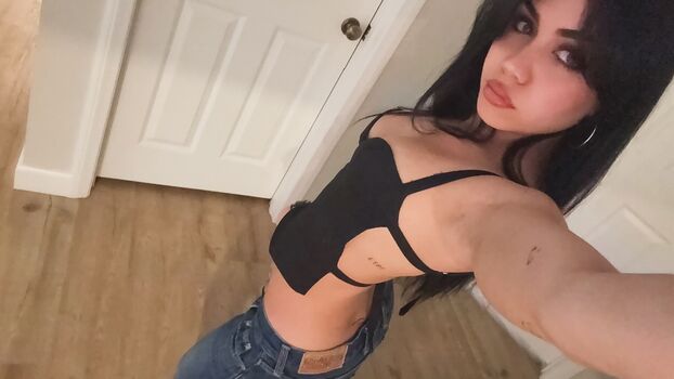 Full leaked Tara yummy private onlyfans photo