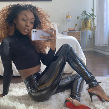 Full leaked Tashablack private onlyfans photo
