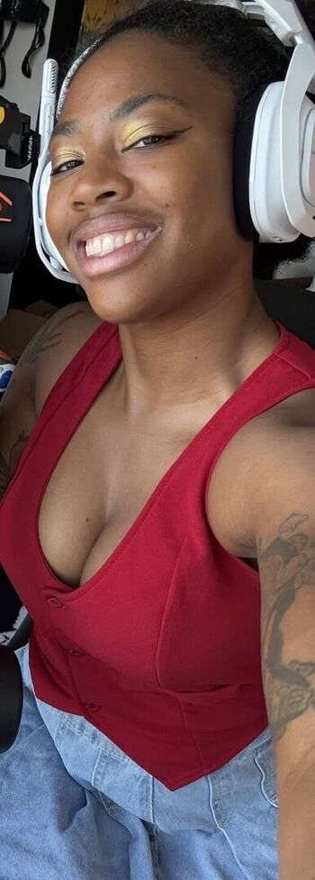 Full leaked Tattedpoodle private onlyfans photo