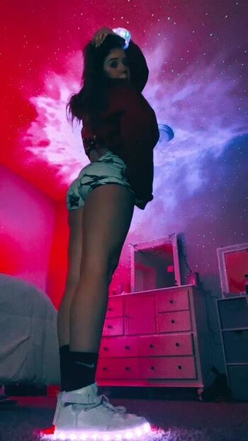 Full leaked Taylor grizzle private onlyfans photo