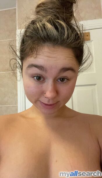 Full leaked Taylor lumsden page private onlyfans photo
