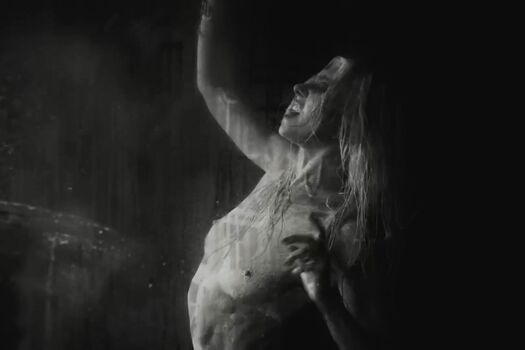 Full leaked Taylor momsen page private onlyfans photo
