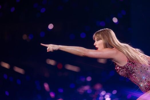 Full leaked Taylor swift  page private onlyfans photo