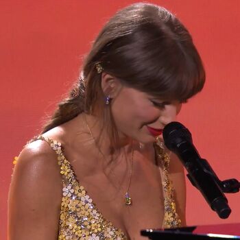 Full leaked Taylor swift  page private onlyfans photo