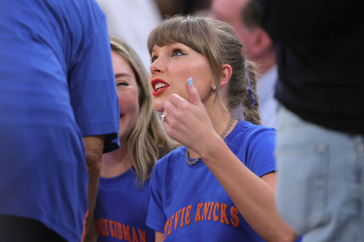 Full leaked Taylor swift  page private onlyfans photo