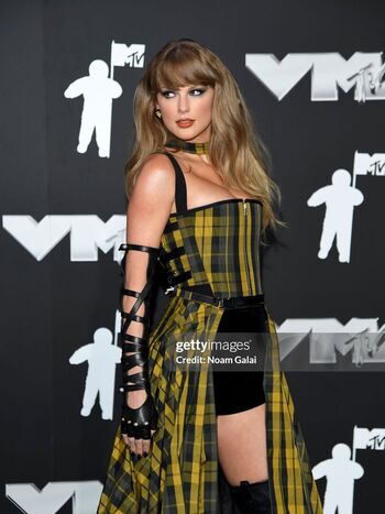 Full leaked Taylor swift  page private onlyfans photo