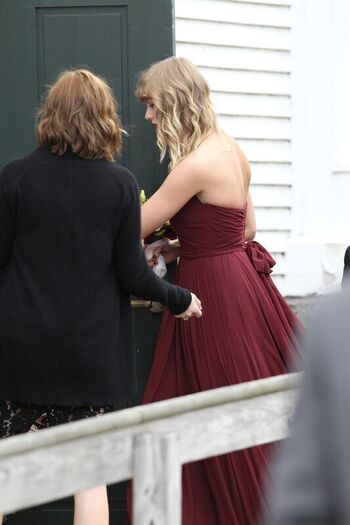 Full leaked Taylor swift page private onlyfans photo