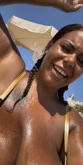 Full leaked Tchikita k private onlyfans photo