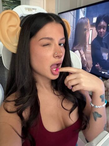 Full leaked Tenderlybae private onlyfans photo