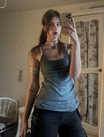 Full leaked Defeatthelw / private onlyfans photo