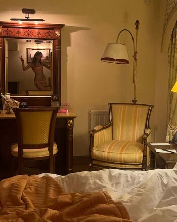 Full leaked Satine spark/ private onlyfans photo