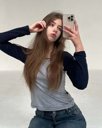 Full leaked Madelaine petsch / private onlyfans photo