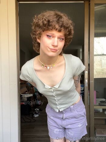 tgirllilyfree