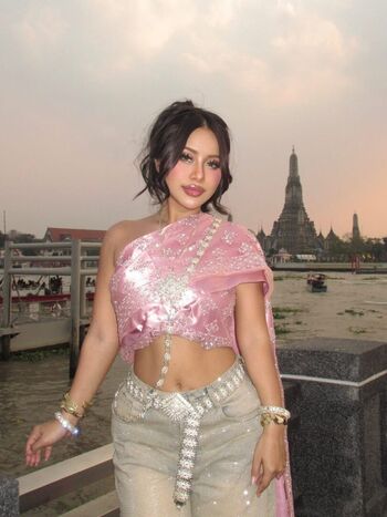 Thai Girls ????????