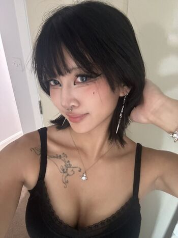 Full leaked Thai girls  page private onlyfans photo