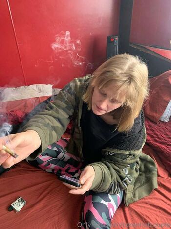 Full leaked Abiahcastlez/ private onlyfans photo