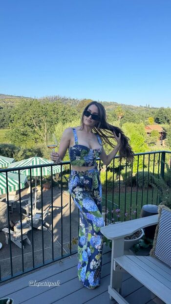 Full leaked The bella twins page private onlyfans photo