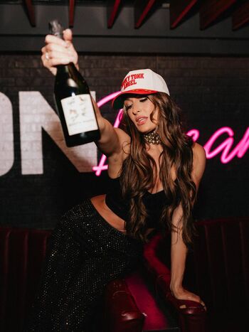 Full leaked The bella twins private onlyfans photo