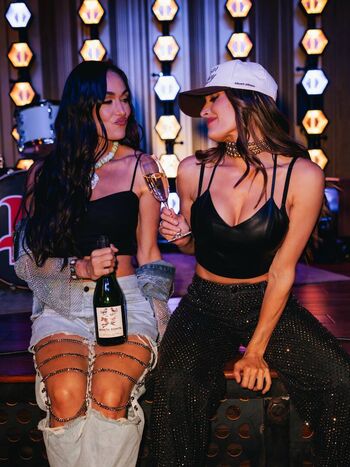 Full leaked The bella twins private onlyfans photo
