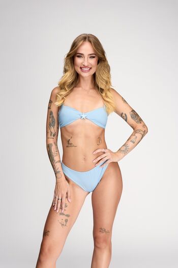 The Girlsthe World Love Island