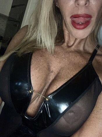 Full leaked The latin goddess private onlyfans photo