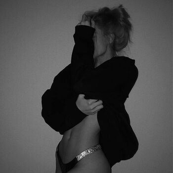 The Victoria's Secret Shine/Sparkle Strap Bra, Thong, and Lingerie Thread!