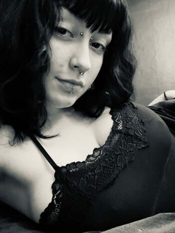 Full leaked Theofficialwiltedrose private onlyfans photo