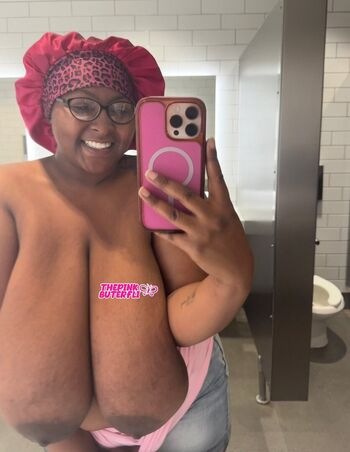 Full leaked Thepinkbuterfli private onlyfans photo