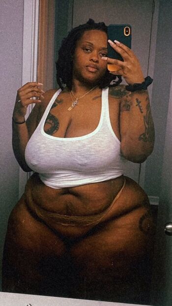Full leaked Therealgorgeousplush private onlyfans photo