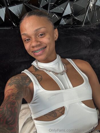 Full leaked Therenitylove private onlyfans photo