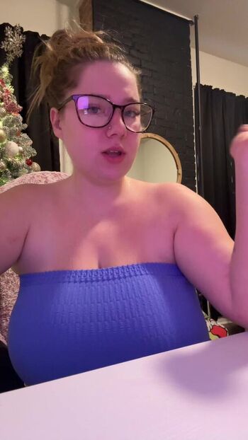 Full leaked Theycallmelilvan page private onlyfans photo