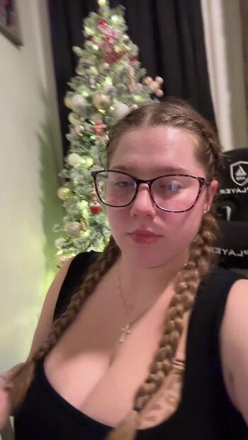 Full leaked Theycallmelilvan private onlyfans photo