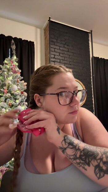 Full leaked Theycallmelilvan private onlyfans photo