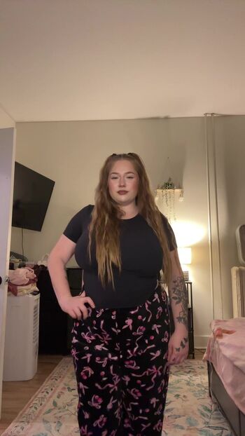 Full leaked Theycallmelilvan private onlyfans photo