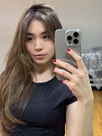 Full leaked Theyloveaiza private onlyfans photo