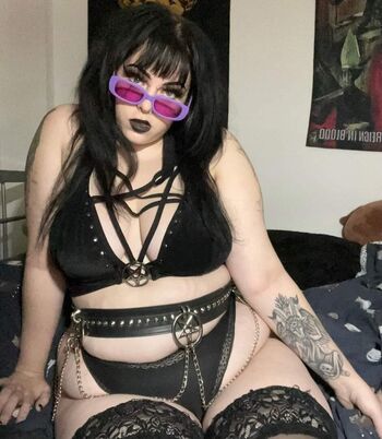 Full leaked Thrashbarbie private onlyfans photo