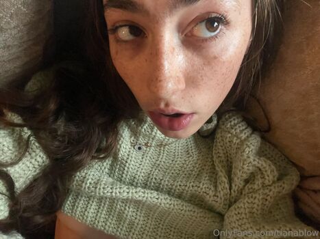 Full leaked Tiana blow private onlyfans photo