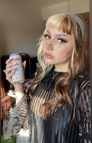 Full leaked Tiiinkkk private onlyfans photo