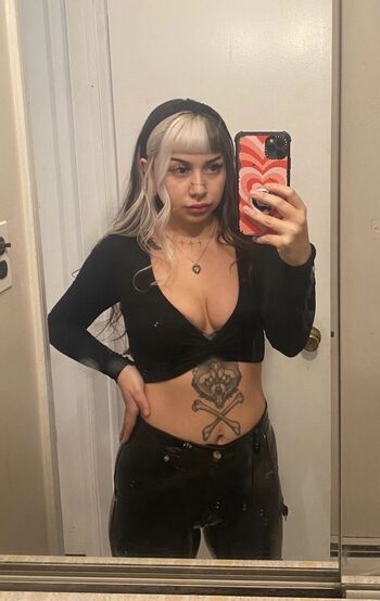 Full leaked Tiiinkkk private onlyfans photo