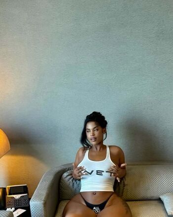Full leaked Tinah bae private onlyfans photo